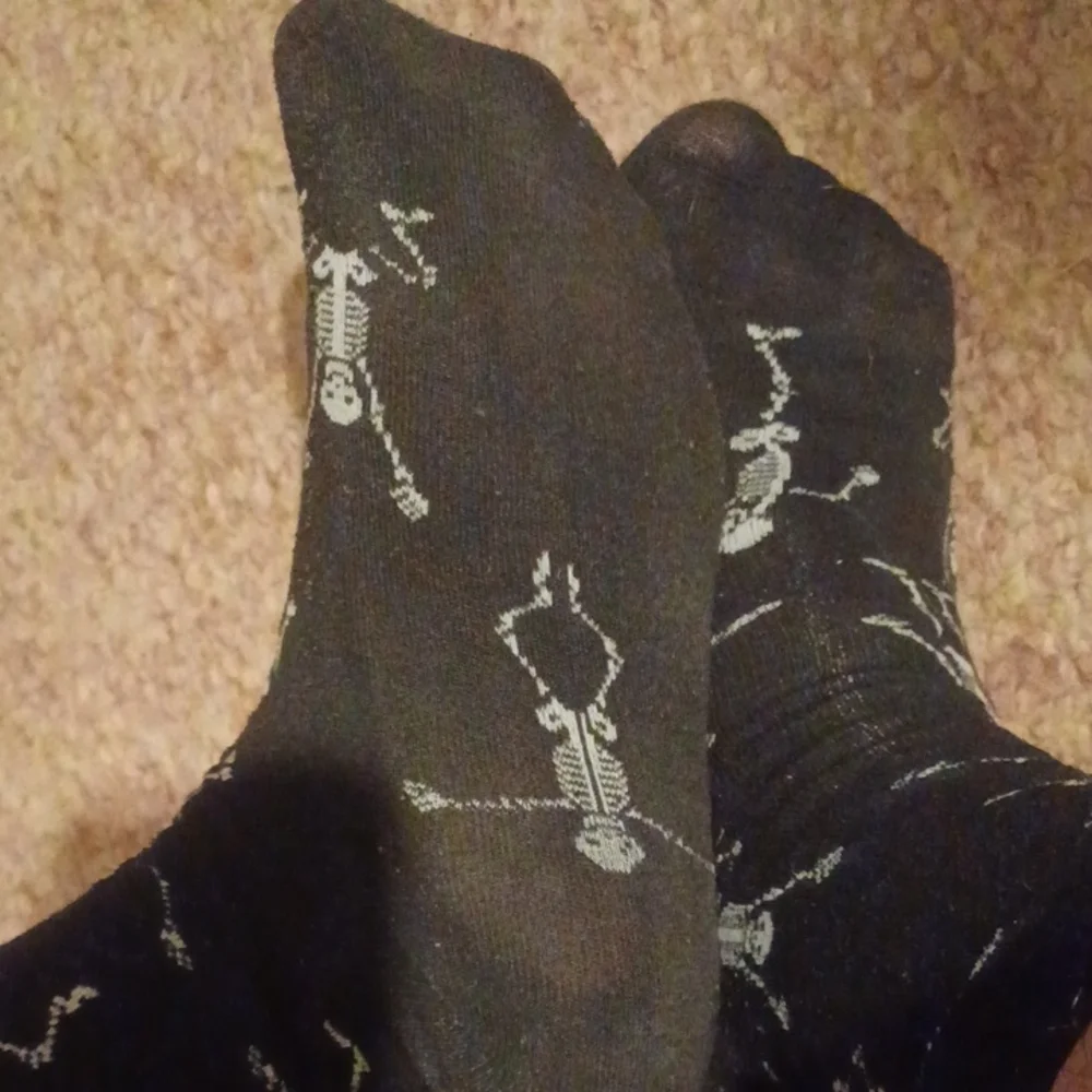 Skeleton Pattern Black Socks - Picture 2 of 5